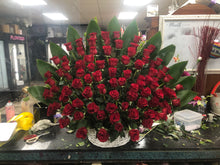 Load image into Gallery viewer, Exquisite Amor